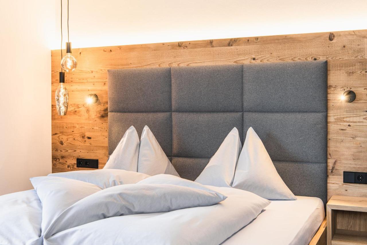 Wolf Hotel